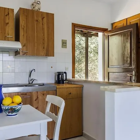 Skopelos 2 *